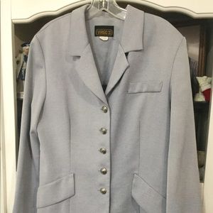 💥3/$-13.00💥VTG:White and light Blue Stripe Blazer